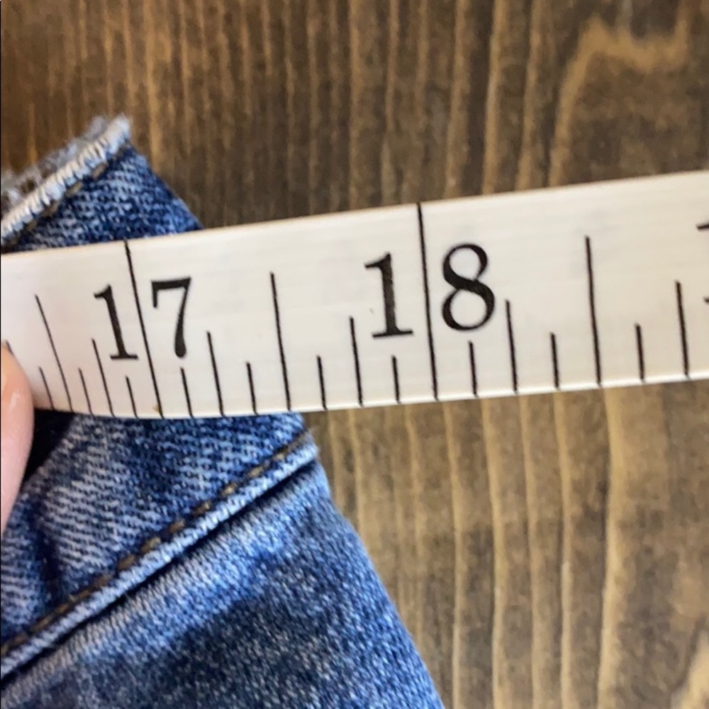 Christopher & Banks Cuffed Cropped Capri Denim - Picture 7 of 8